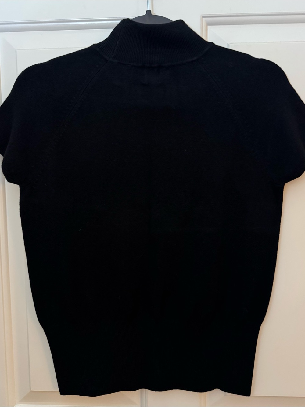 be Sweater Short-Sleeve Black Turtleneck Sweater Size - Medium - Picture 5 of 12